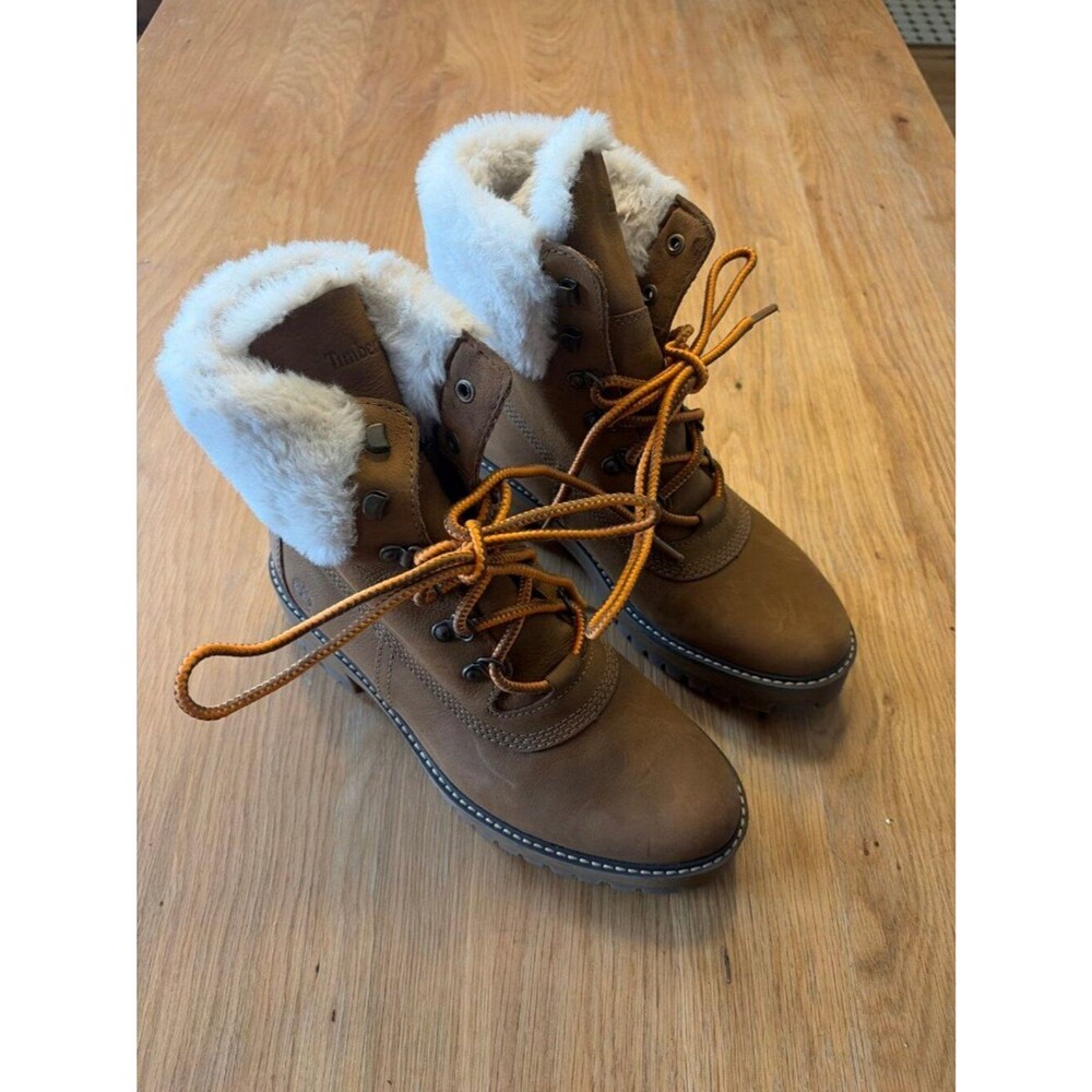 Timberland Womens Boots Size 8 Tan Leather Faux Fur Lace Up Lug Sole A2JXA